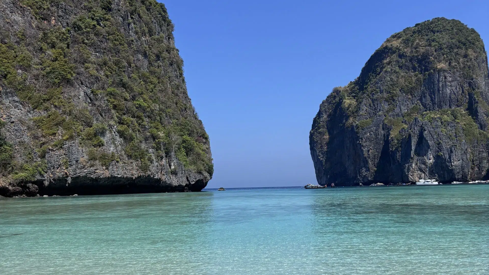 Maya Bay panorama